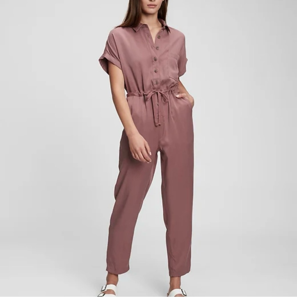 NWT GAP Short Sleeve Tencel Jumsuit Size 16